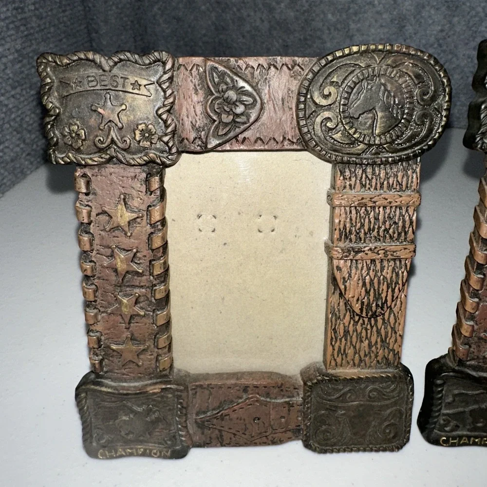 Russ Cowboy Belt Buckle Western Theme 3-D Picture Photo Frame 2.5